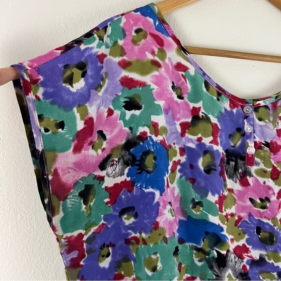 BDG 100% Silk Urban Outfitters Watercolor Floral Print Lightweight Boho Top - Picture 3 of 12